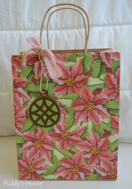 DIY Gift Bags - poinsettia